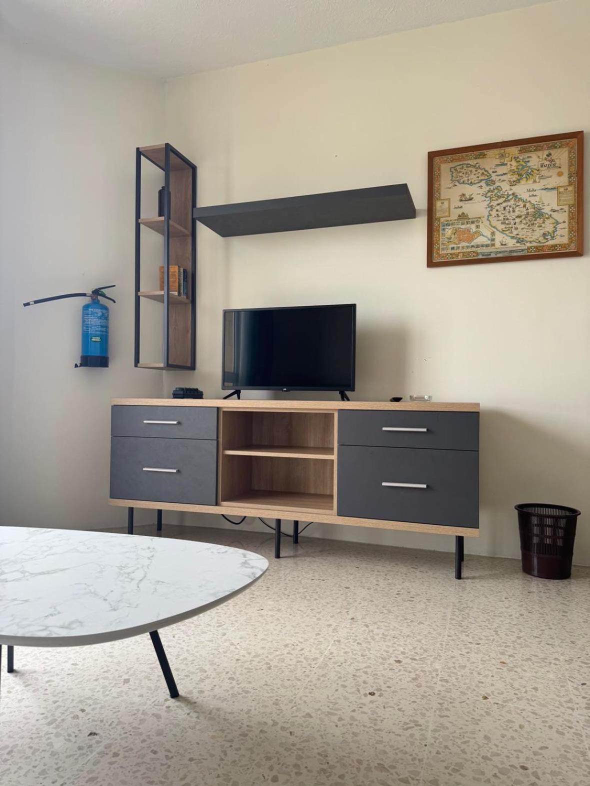 3 Bedrm Apt Seaview Balluta Bay Слима Экстерьер фото